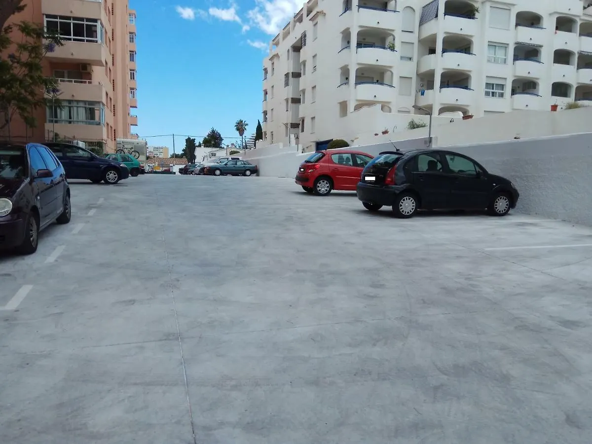 Estudio Mar Y Playa 贝纳尔马德纳 0*,